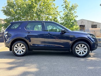 Used Land Rover Discovery Sport 2015 for sale - 79794994: Photo