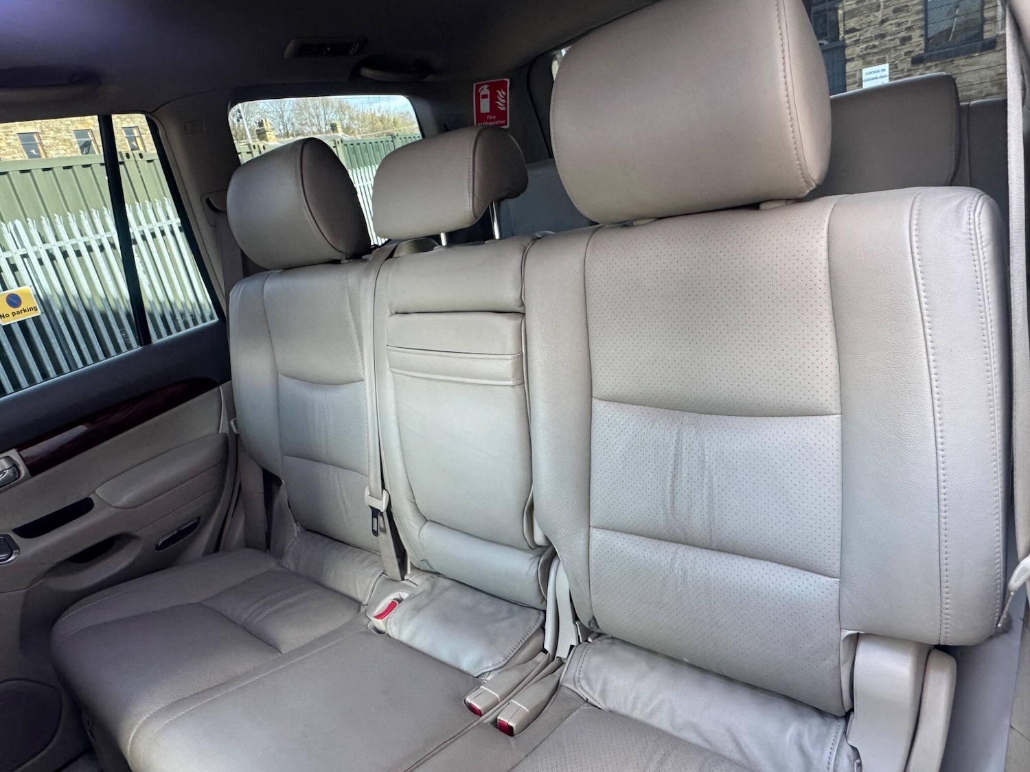 Used Toyota Land Cruiser 2003 for sale - 78086578: Photo 24