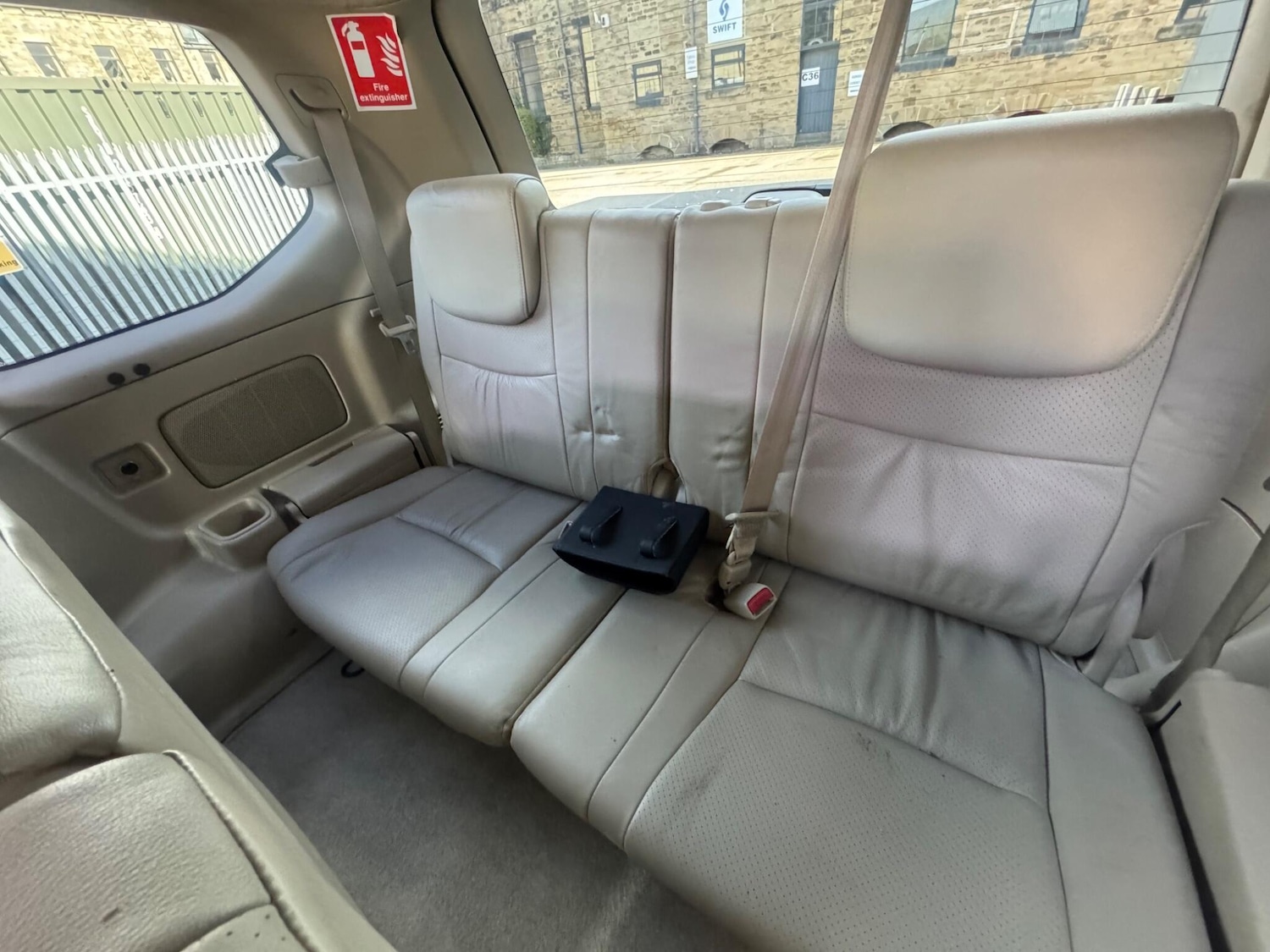 Used Toyota Land Cruiser 2003 for sale - 78086578: Photo 25