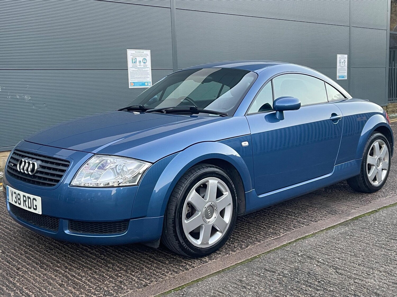 Used Audi TT 2001 for sale - 77570583: Photo 26