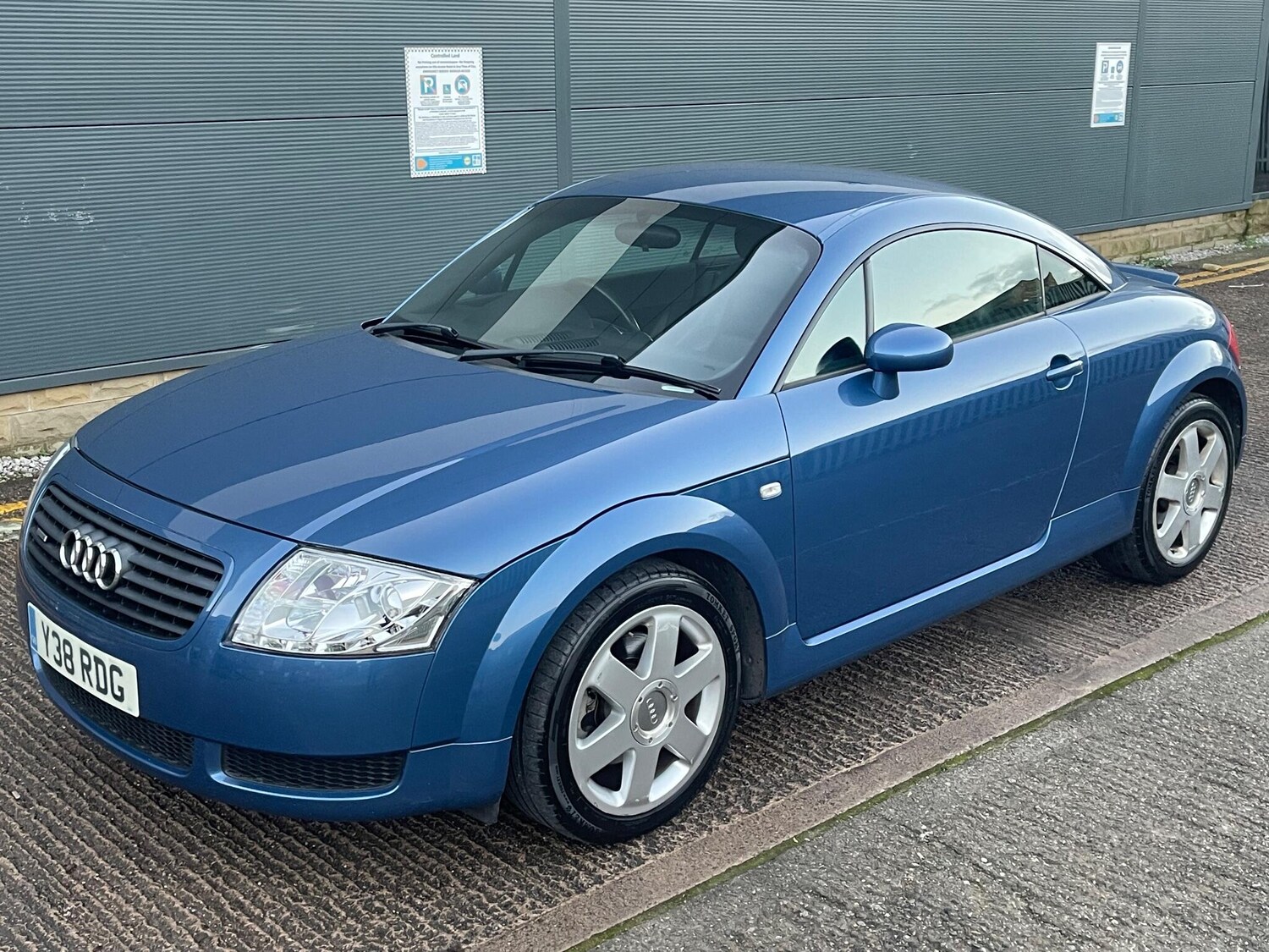 Used Audi TT 2001 for sale - 77570583: Photo 38