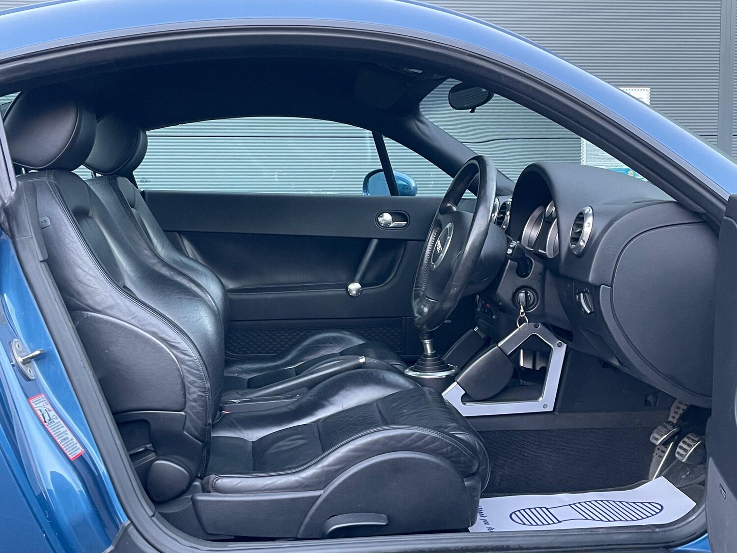 Used Audi TT 2001 for sale - 77570583: Photo 43