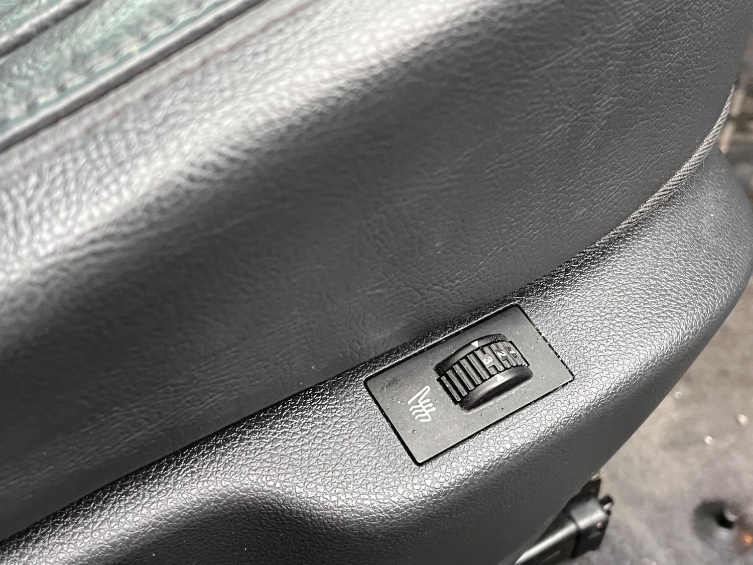 Used Peugeot 3008 2013 for sale - 77021161: Photo 16