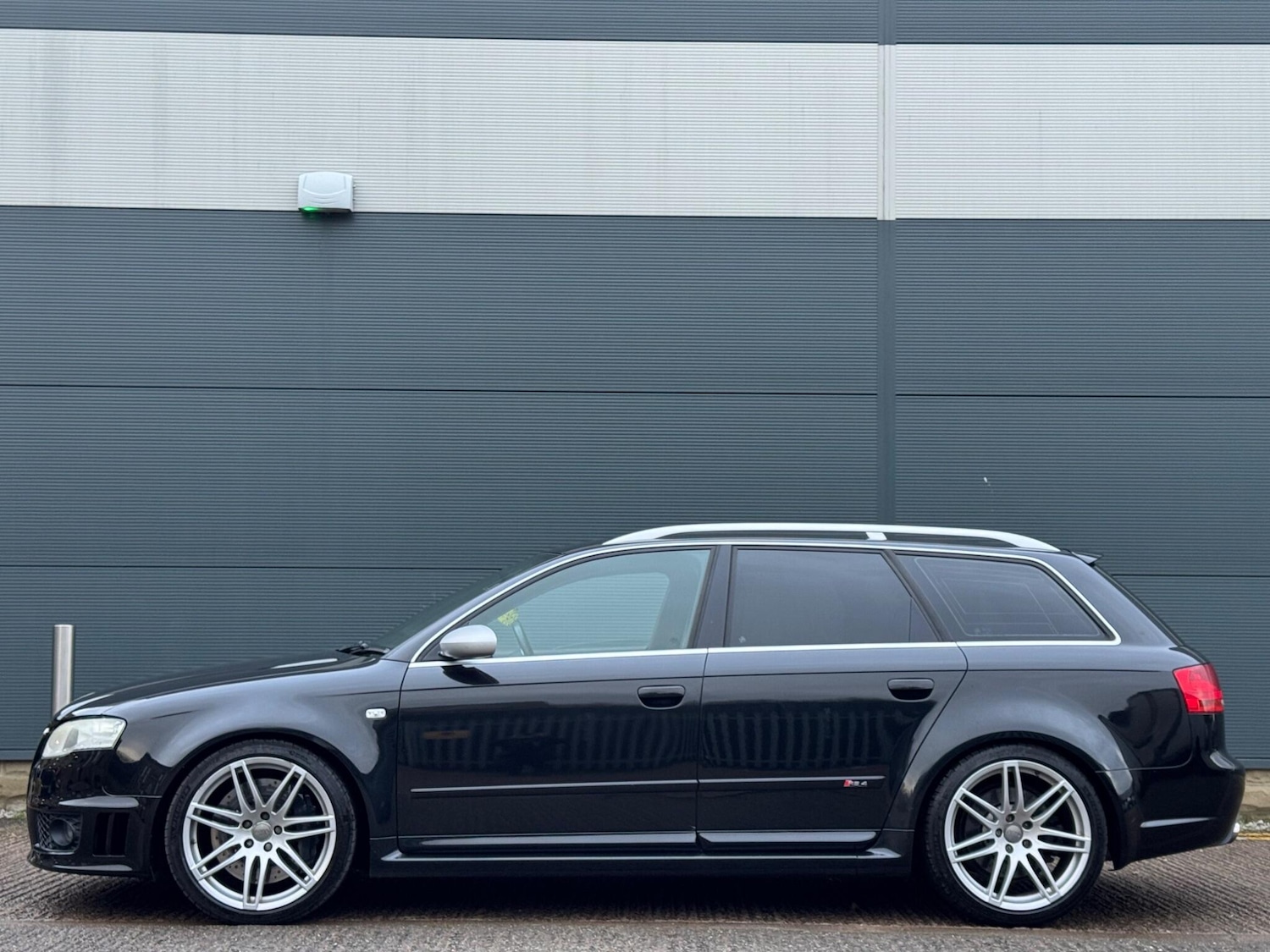 Used Audi RS4 2007 for sale - 76899545: Photo 12