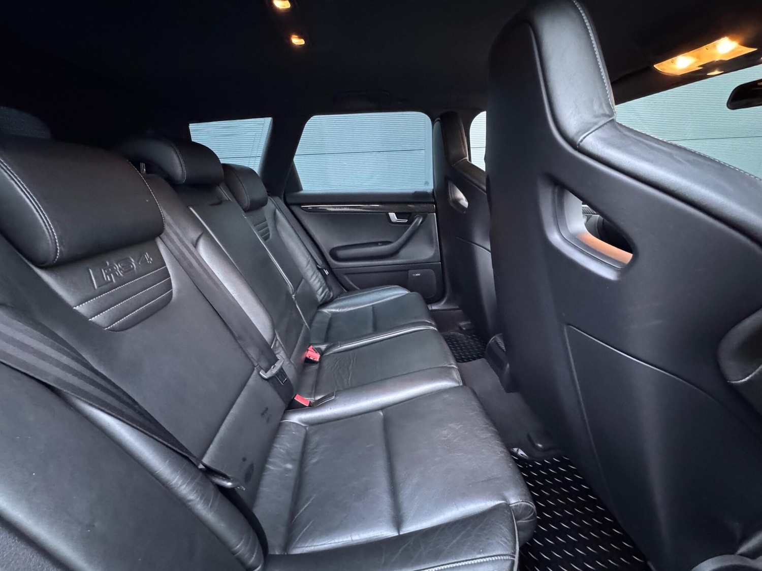 Used Audi RS4 2007 for sale - 76899545: Photo 24