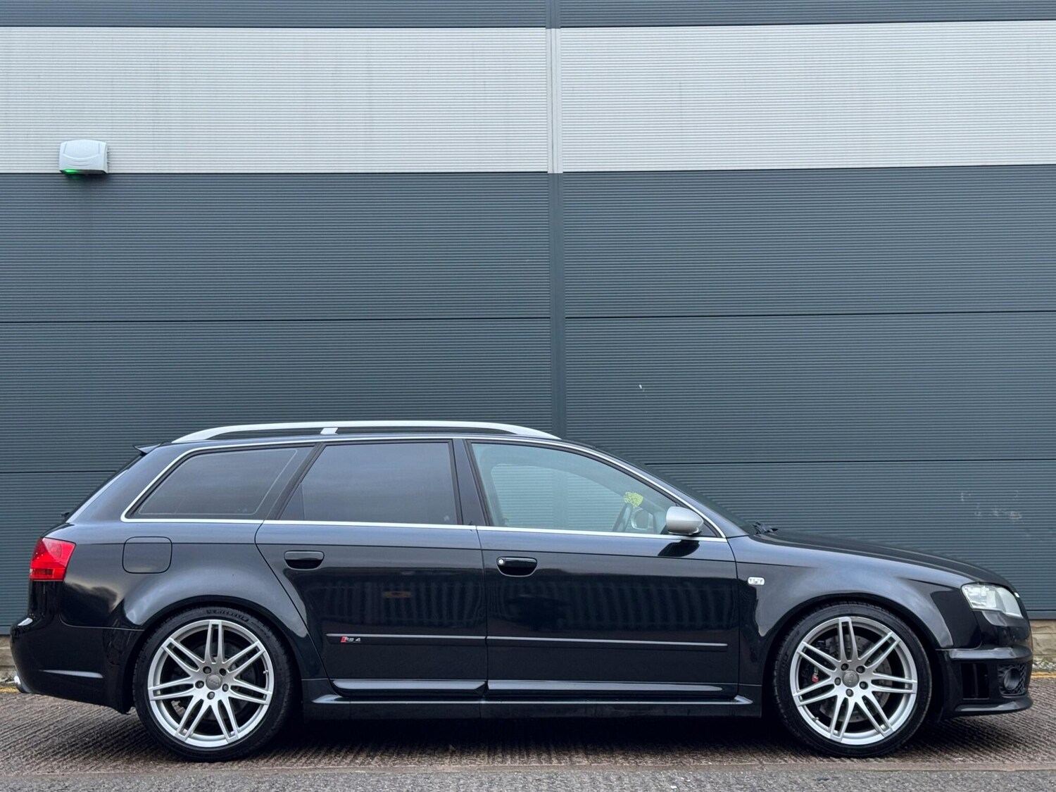 Used Audi RS4 2007 for sale - 76899545: Photo 4