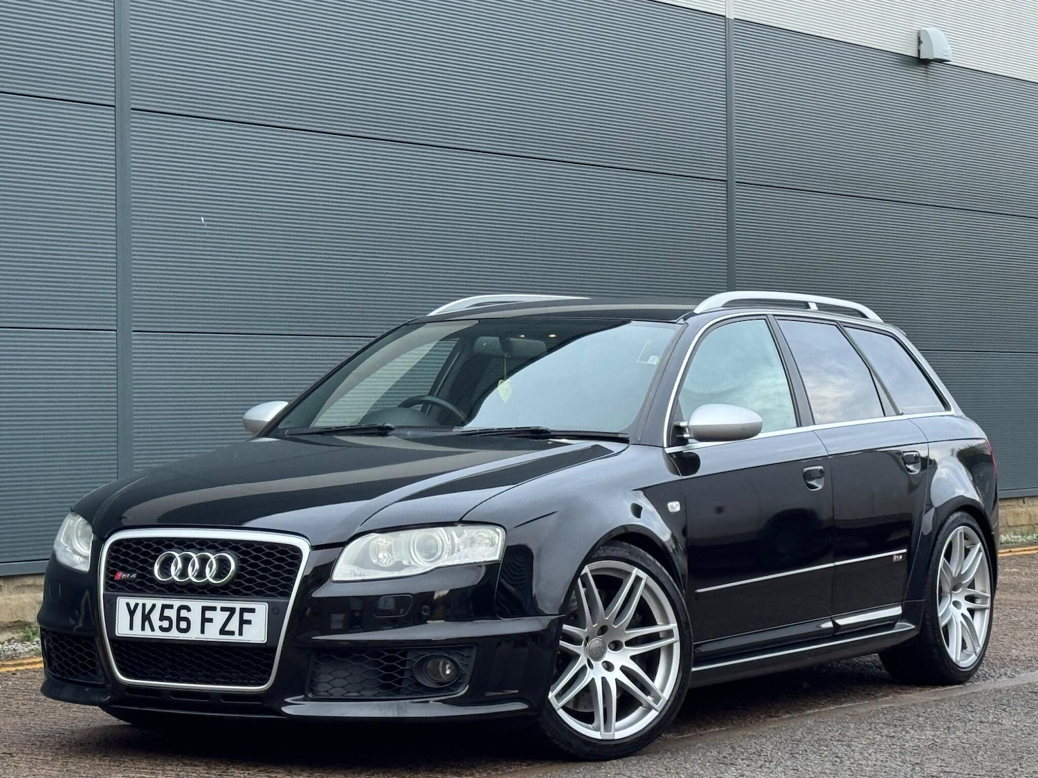 Used Audi RS4 2007 for sale - 76899545: Photo 8