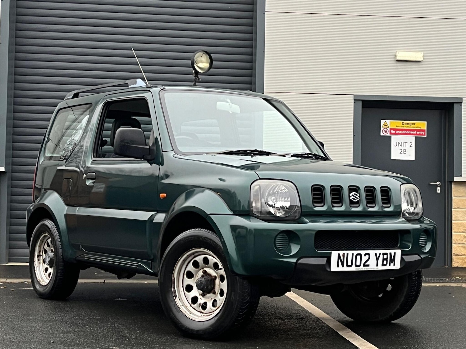 Used Suzuki Jimny 2002 for sale - 77020870: Photo 2