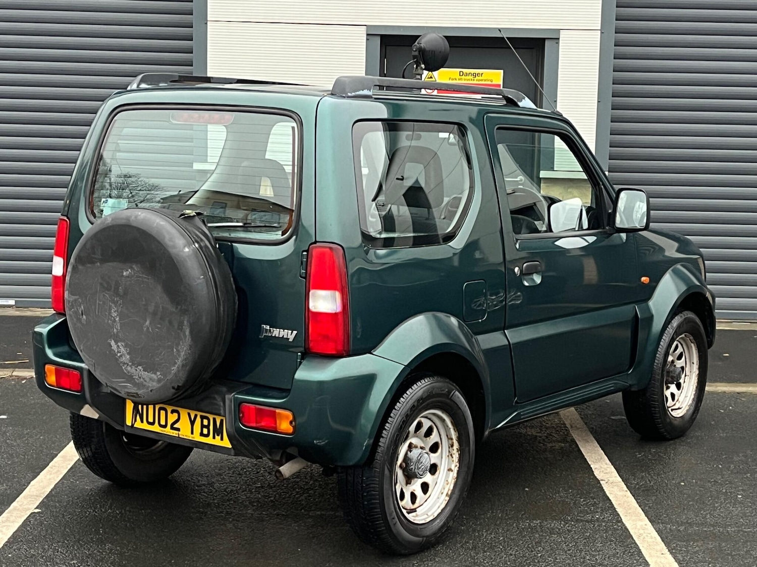 Used Suzuki Jimny 2002 for sale - 77020870: Photo 9
