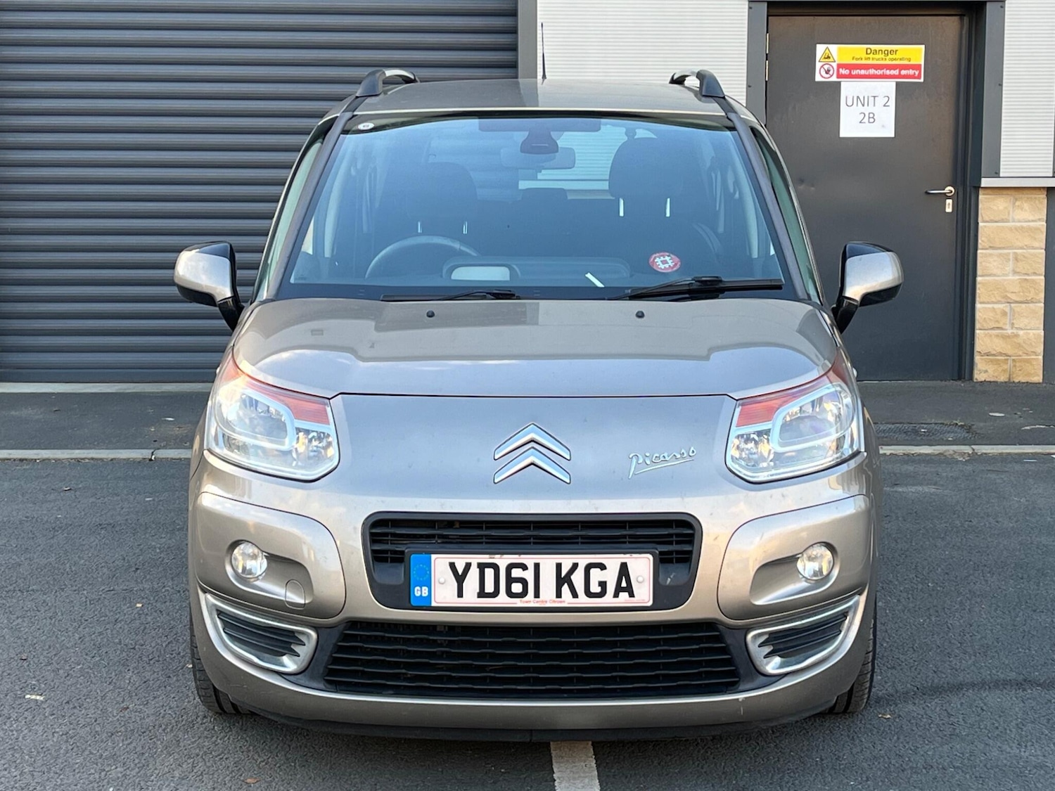 Used Citroen C3 Picasso 2011 for sale - 76926775: Photo 3