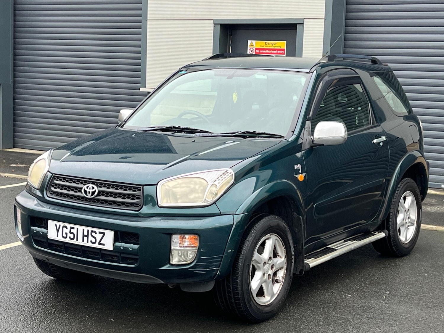 Used Toyota RAV4 2001 for sale - 77305312: Photo 3