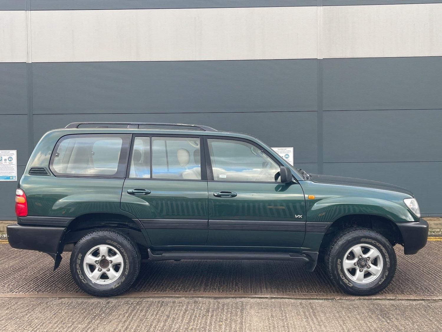 Used Toyota Land Cruiser Amazon 1999 for sale - 77396376: Photo 19