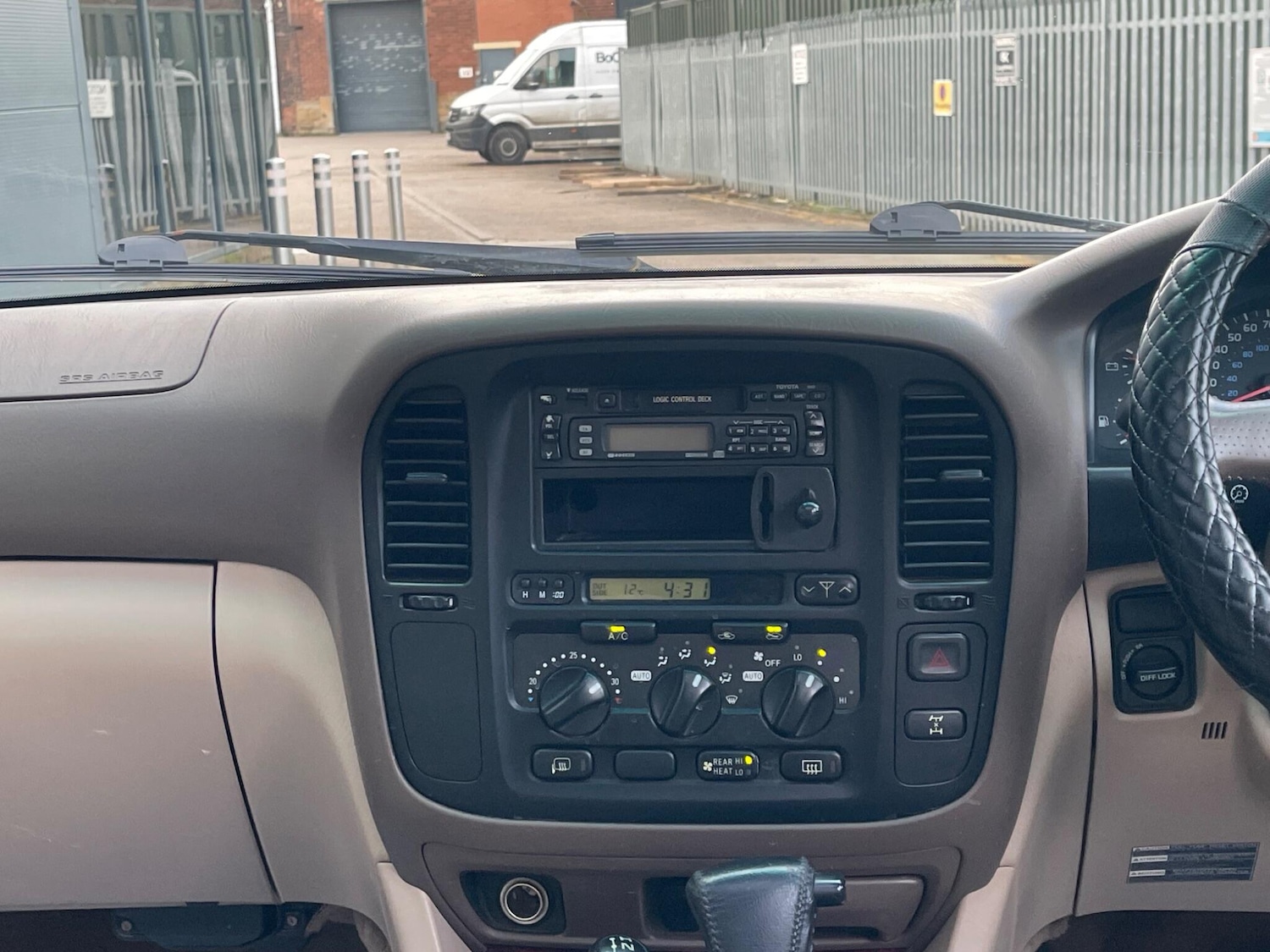 Used Toyota Land Cruiser Amazon 1999 for sale - 77396376: Photo 31