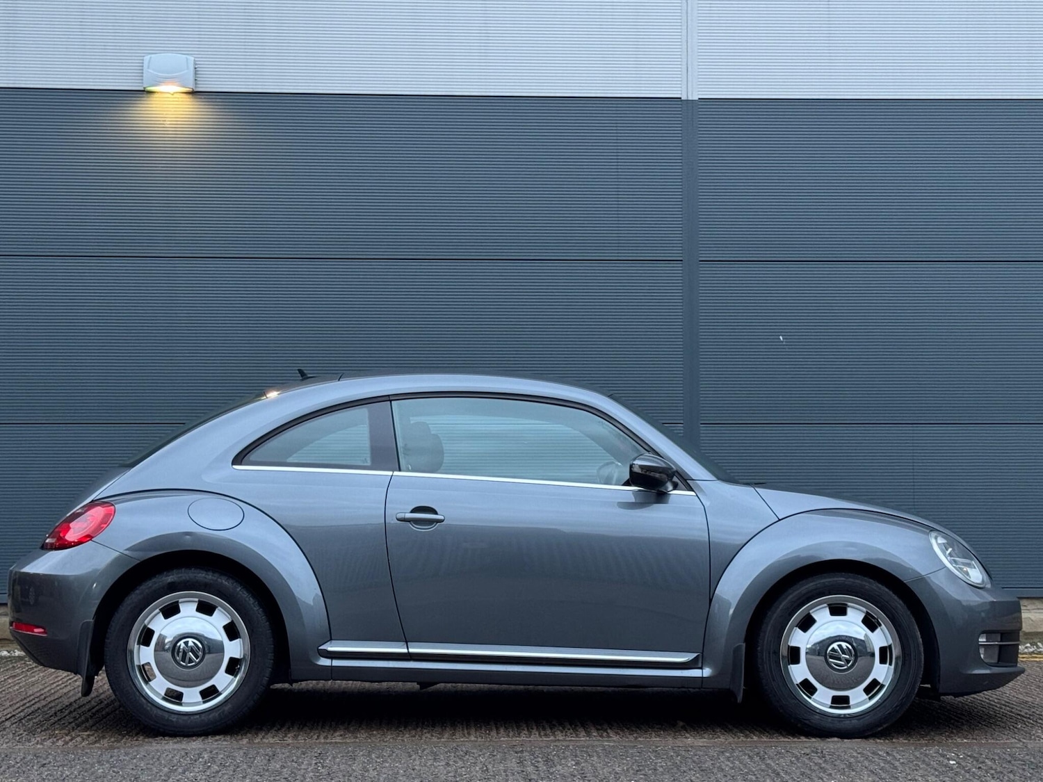 Used Volkswagen Beetle 2015 for sale - 76824606: Photo 14