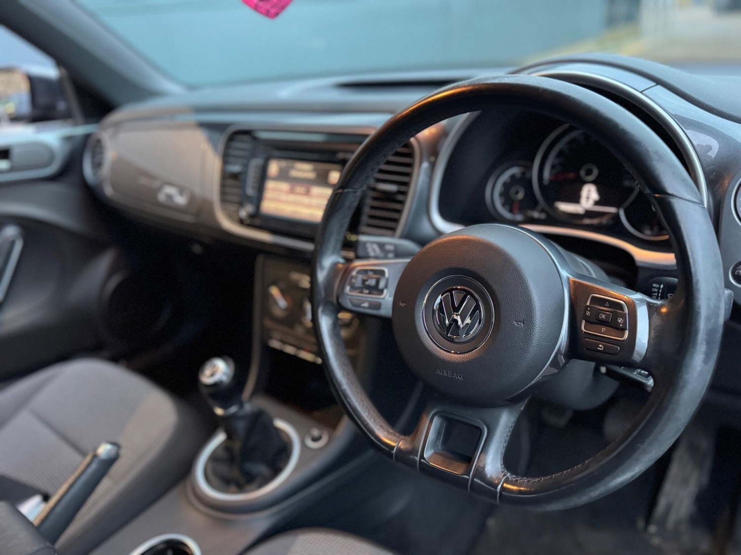 Used Volkswagen Beetle 2015 for sale - 76824606: Photo 18