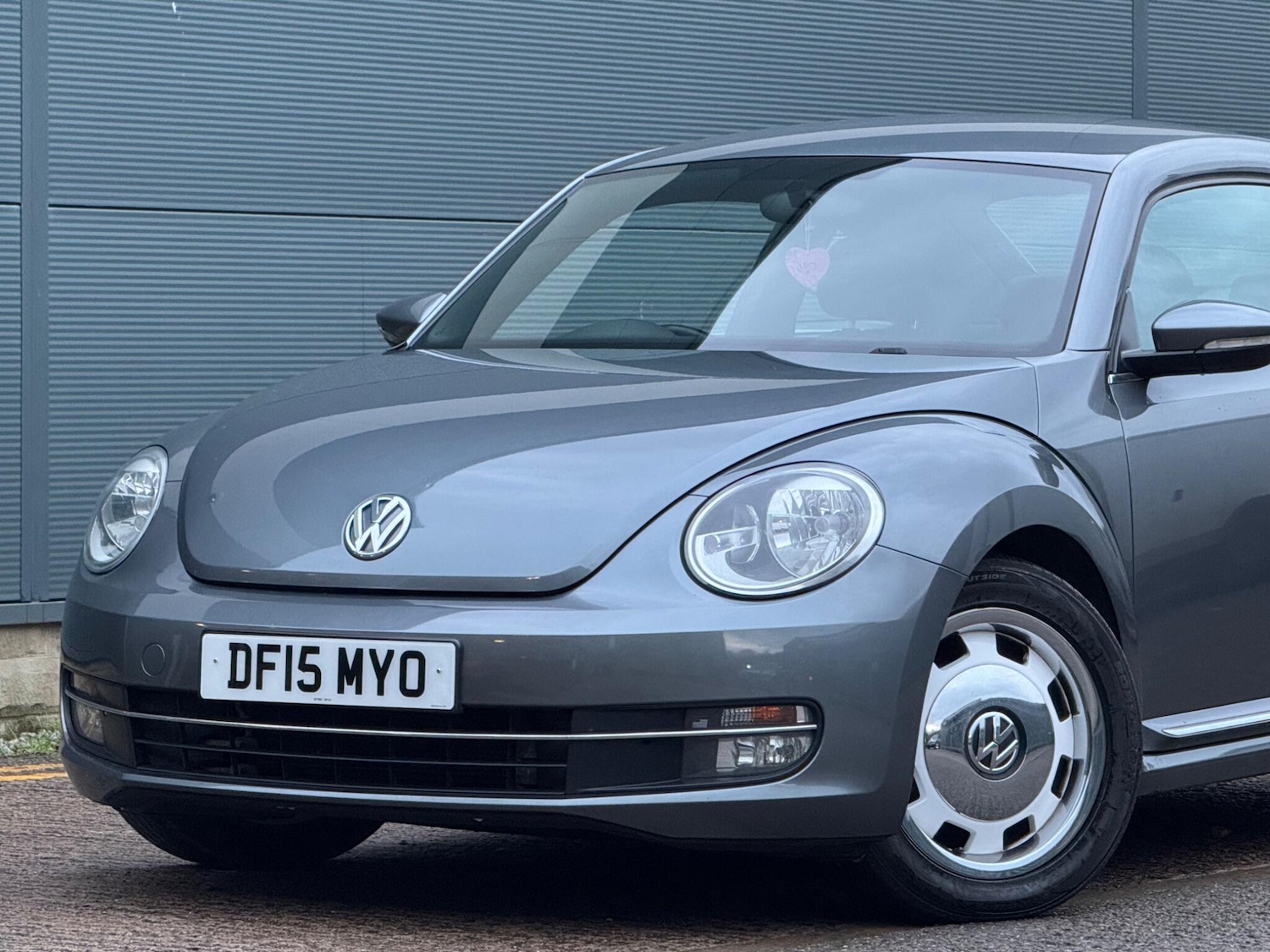 Used Volkswagen Beetle 2015 for sale - 76824606: Photo 3