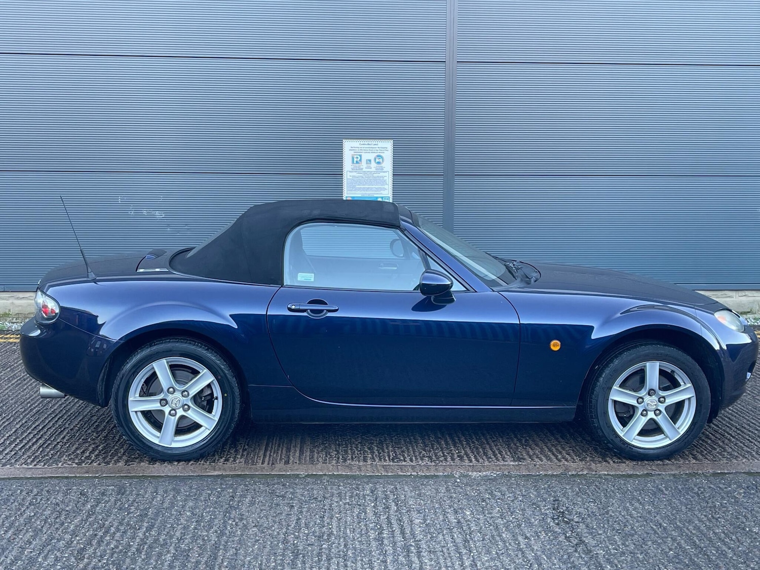 Used Mazda MX-5 2006 for sale - 77191561: Photo 33