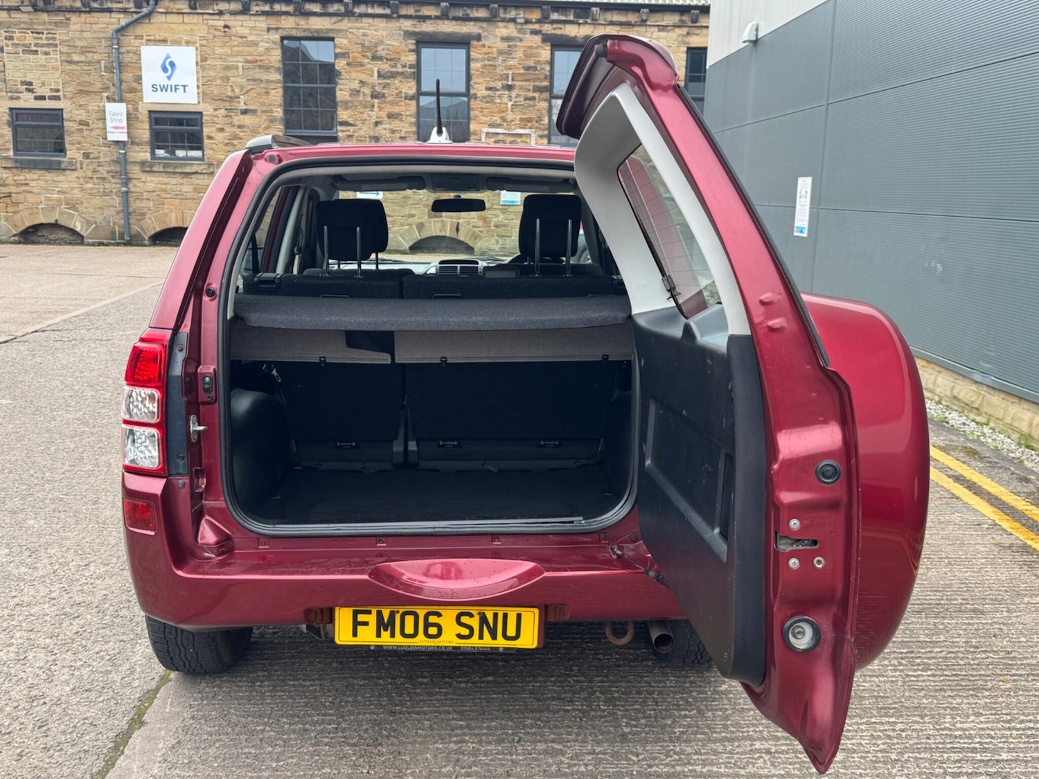 Used Suzuki Grand Vitara 2006 for sale - 77793700: Photo 3