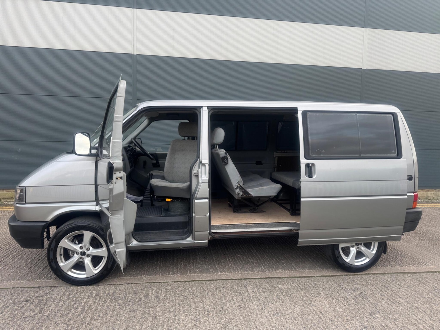 Used Volkswagen Caravelle 1995 for sale - 78128250: Photo 13