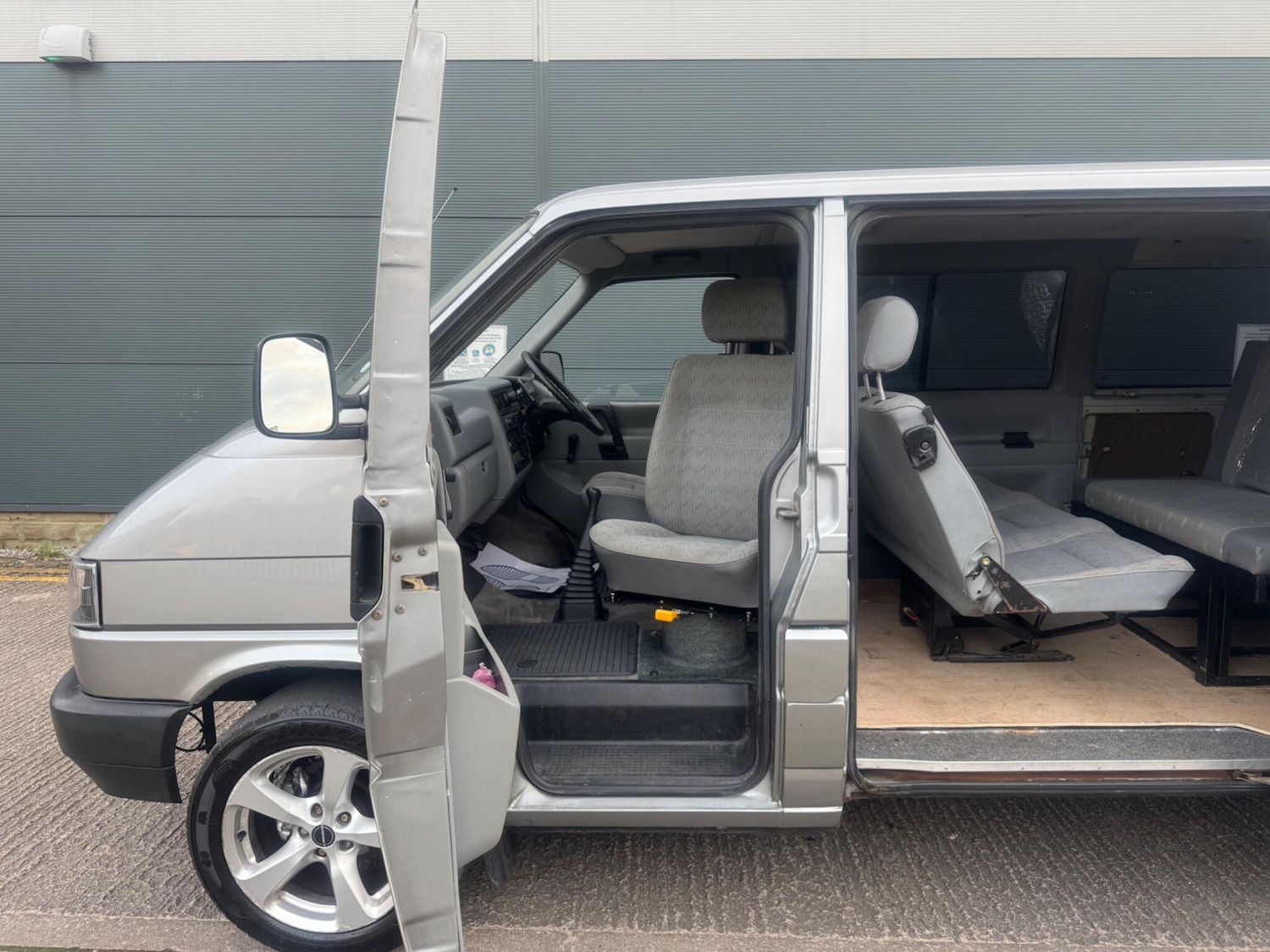 Used Volkswagen Caravelle 1995 for sale - 78128250: Photo 14