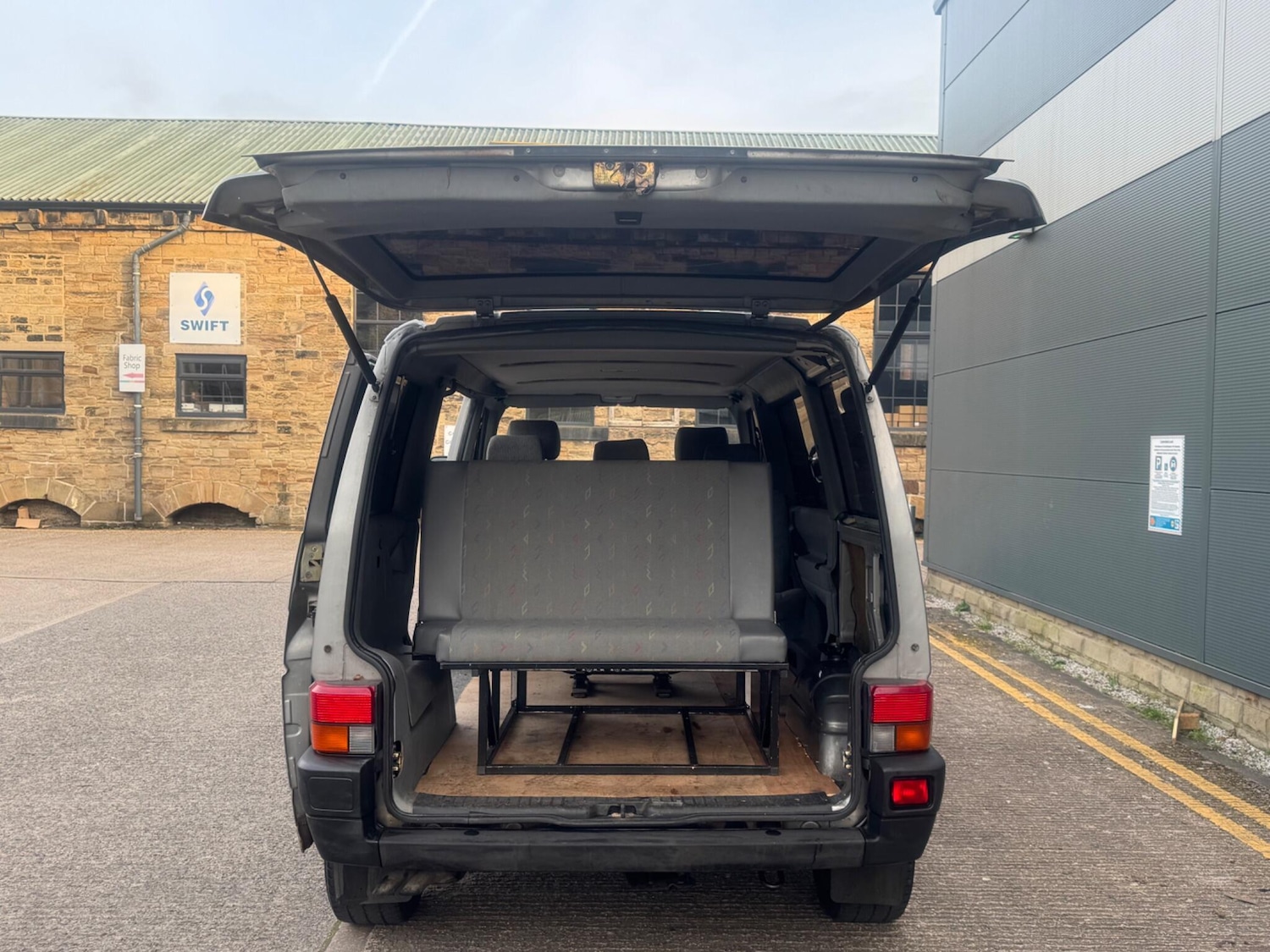 Used Volkswagen Caravelle 1995 for sale - 78128250: Photo 35