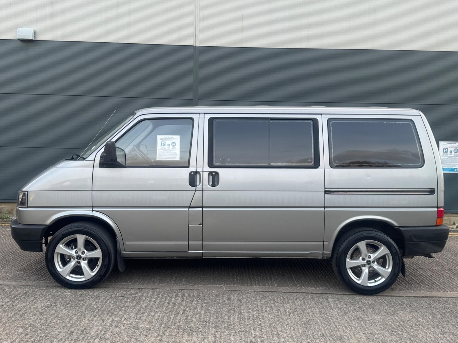 Used Volkswagen Caravelle 1995 for sale - 78128250: Photo 7