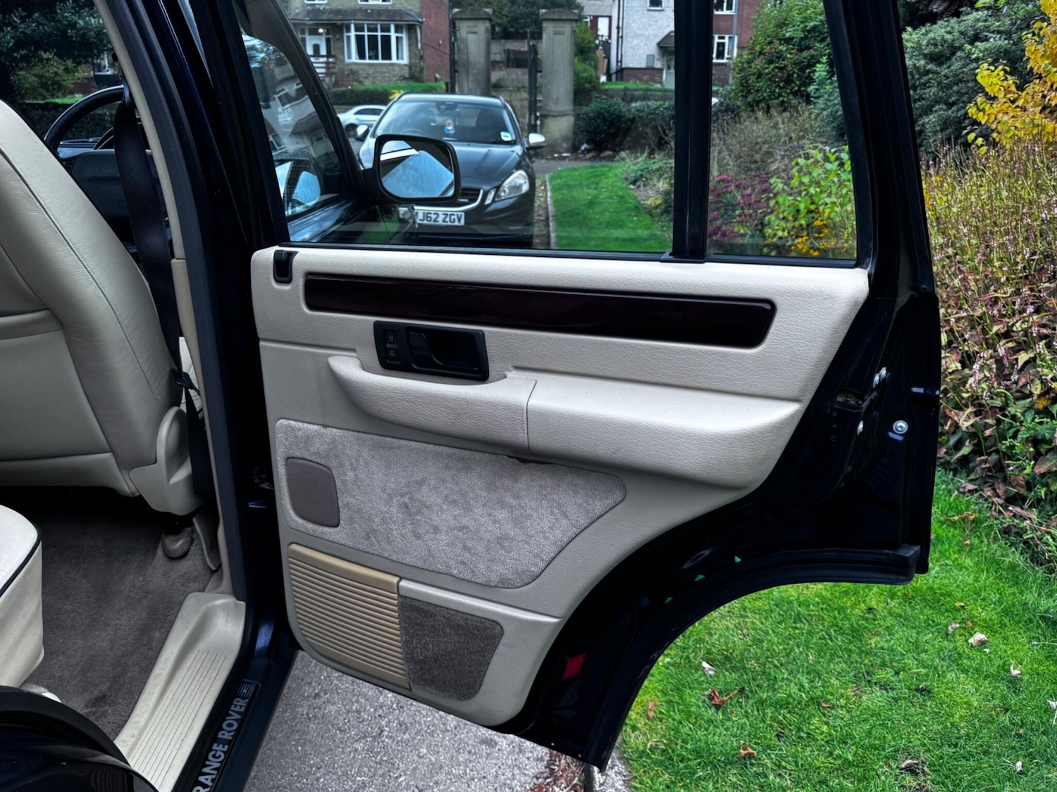 Used Land Rover Range Rover for sale - 76728896: Photo 38