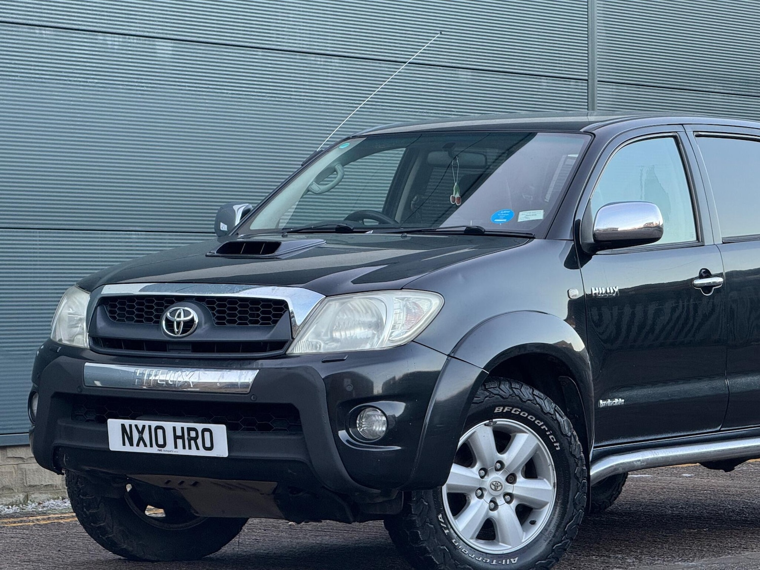 Used Toyota Hilux 2010 for sale - 77163310: Photo 28