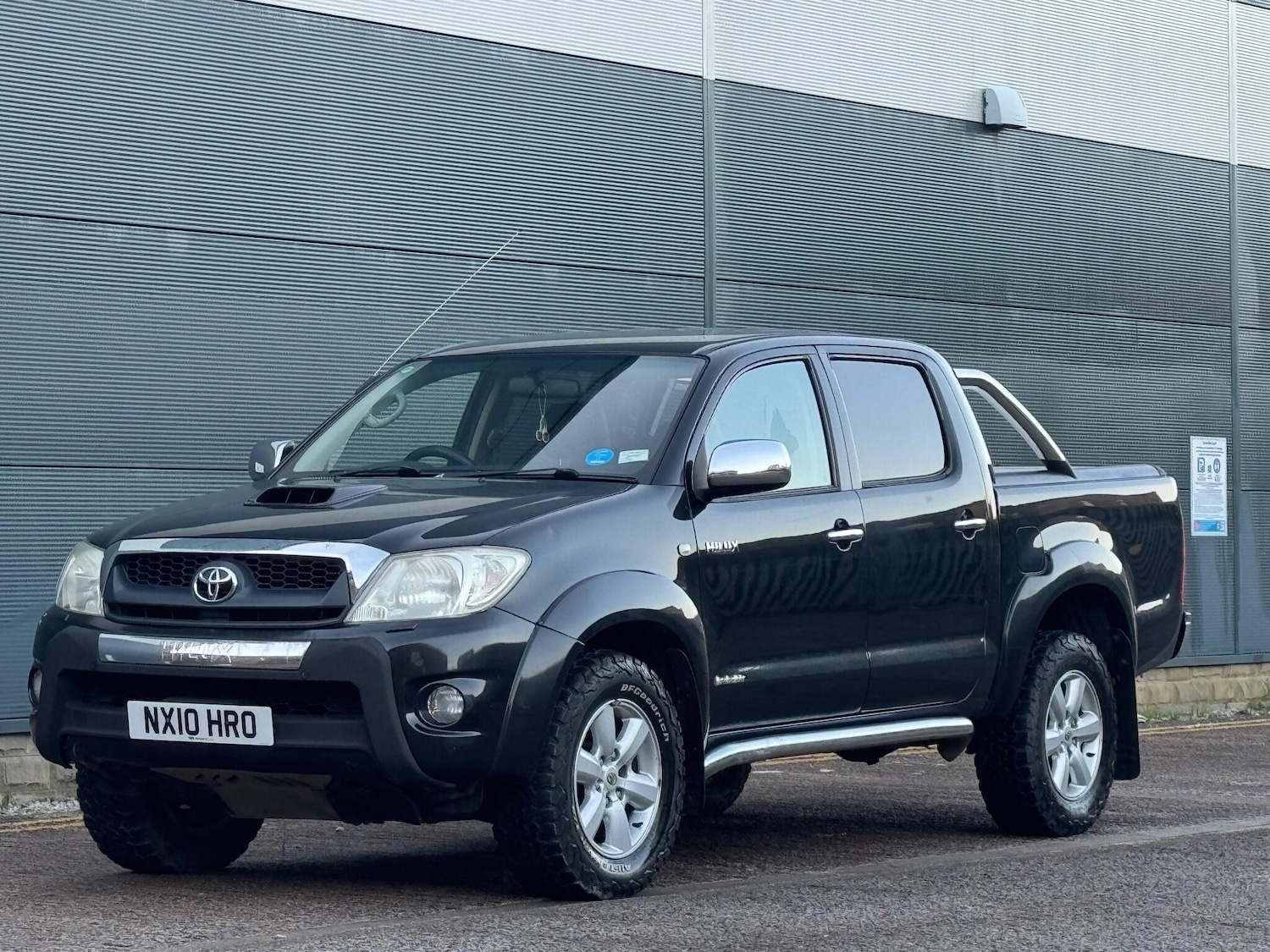 Used Toyota Hilux 2010 for sale - 77163310: Photo 35