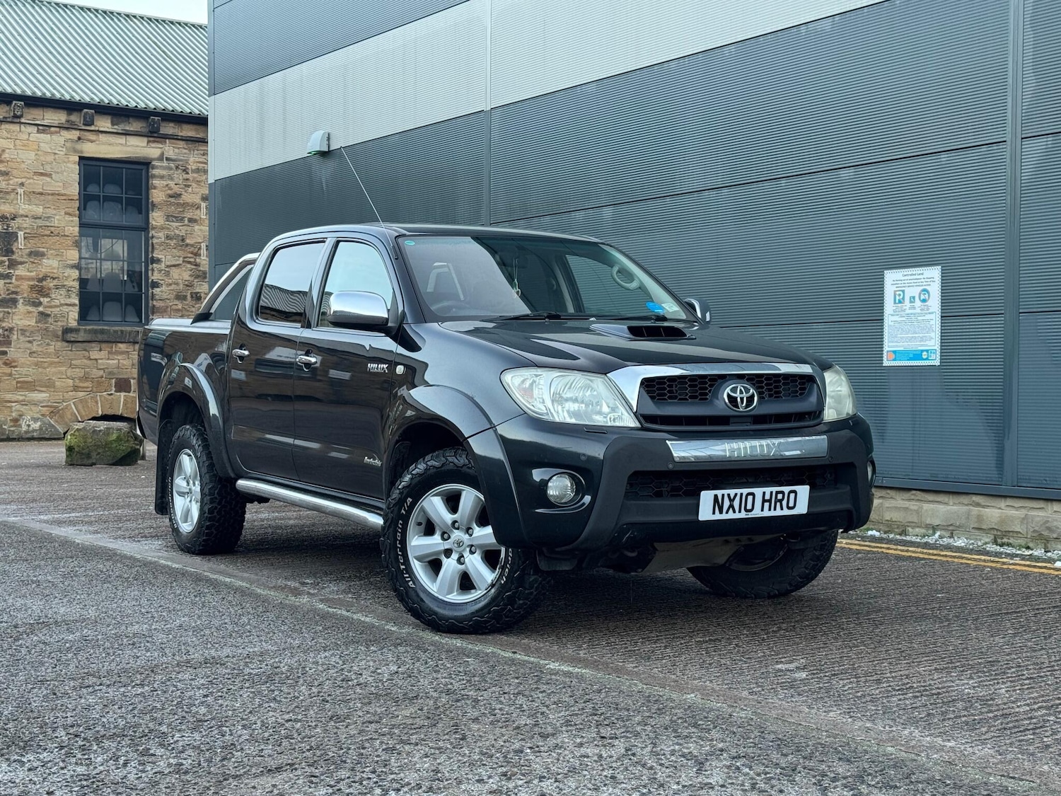 Used Toyota Hilux 2010 for sale - 77163310: Photo 6