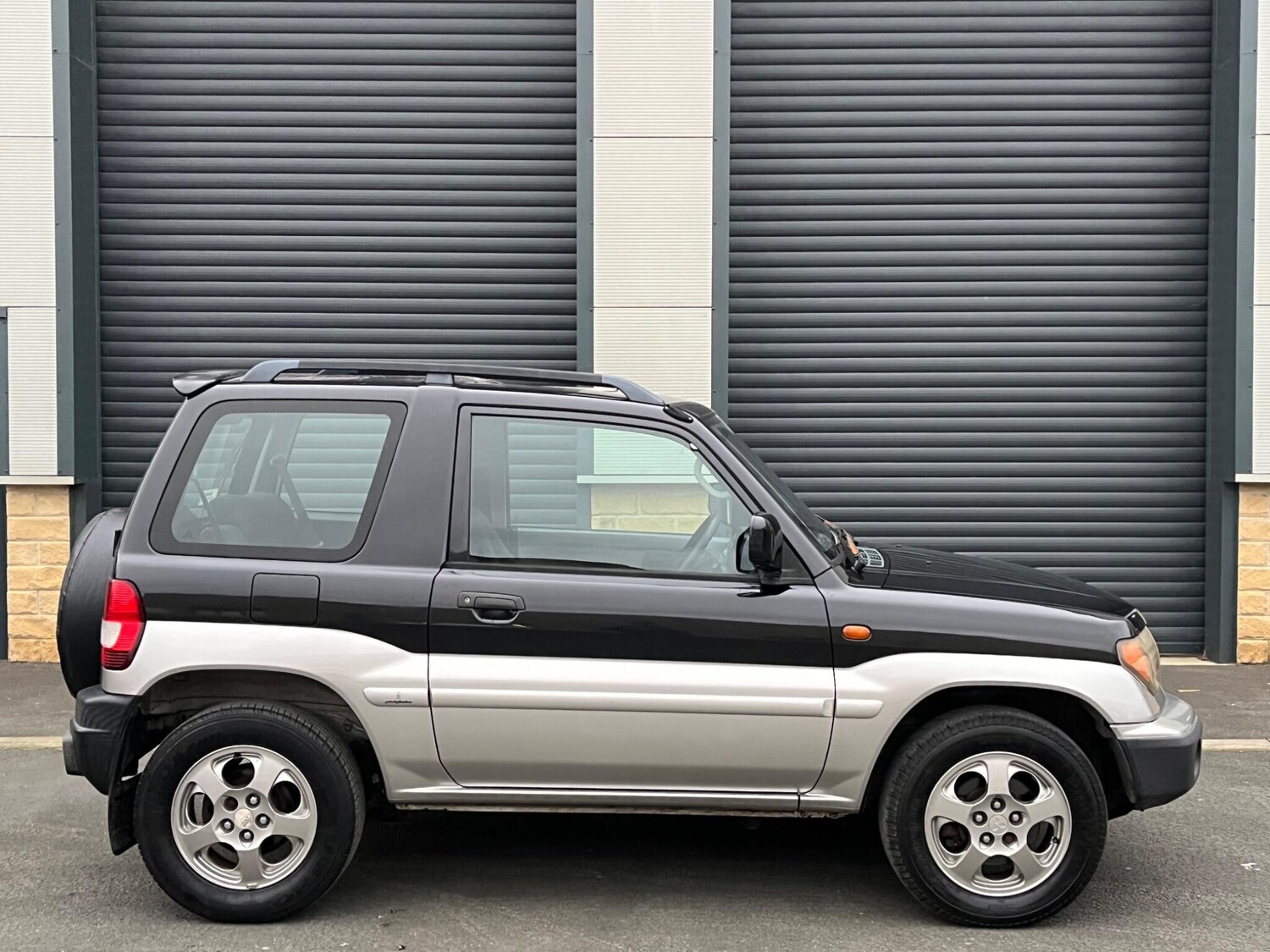 Used Mitsubishi Shogun 2001 for sale - 77484924: Photo 11