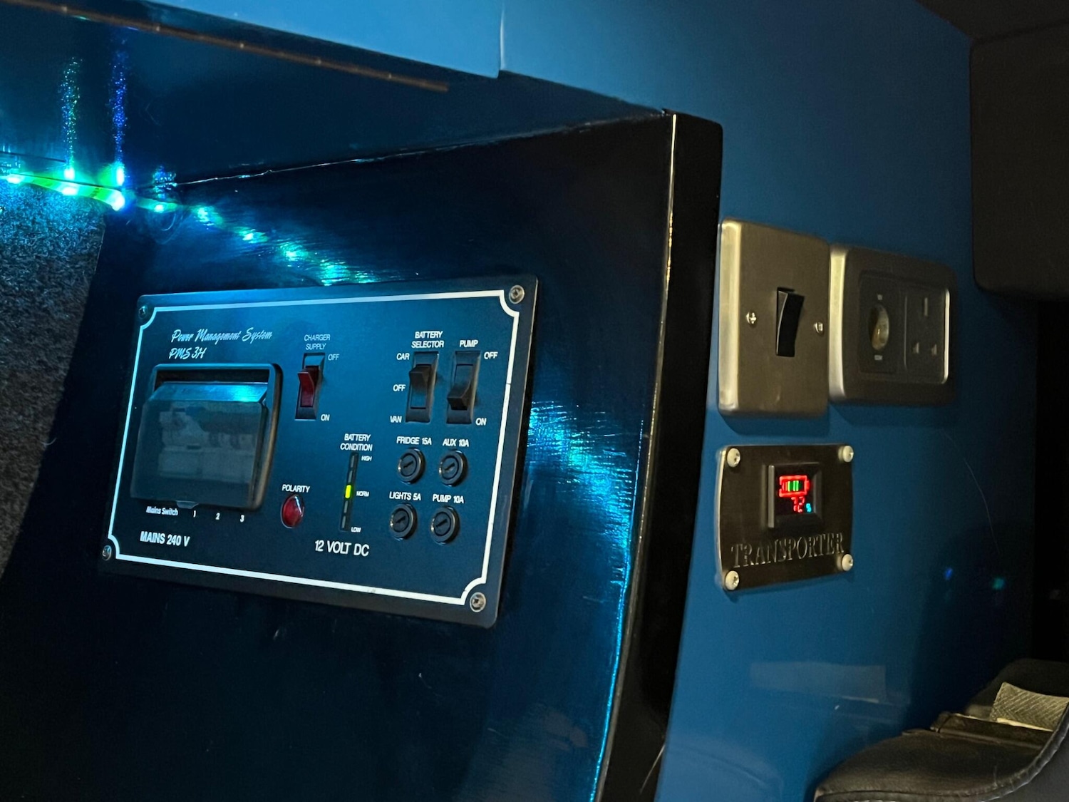 Used Volkswagen Transporter 2004 for sale - 77191717: Photo 16