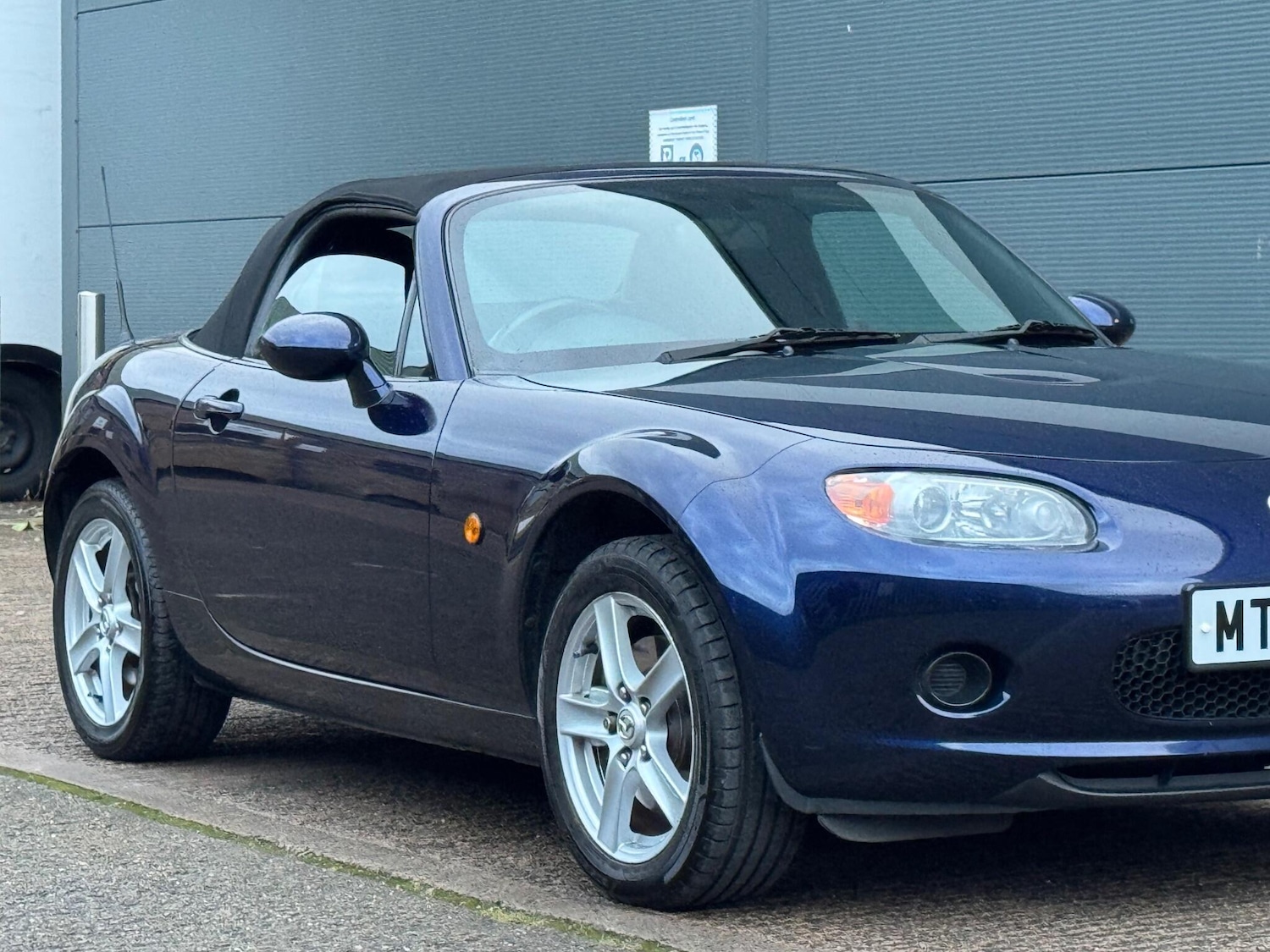 Used Mazda MX-5 2007 for sale - 76976304: Photo 10