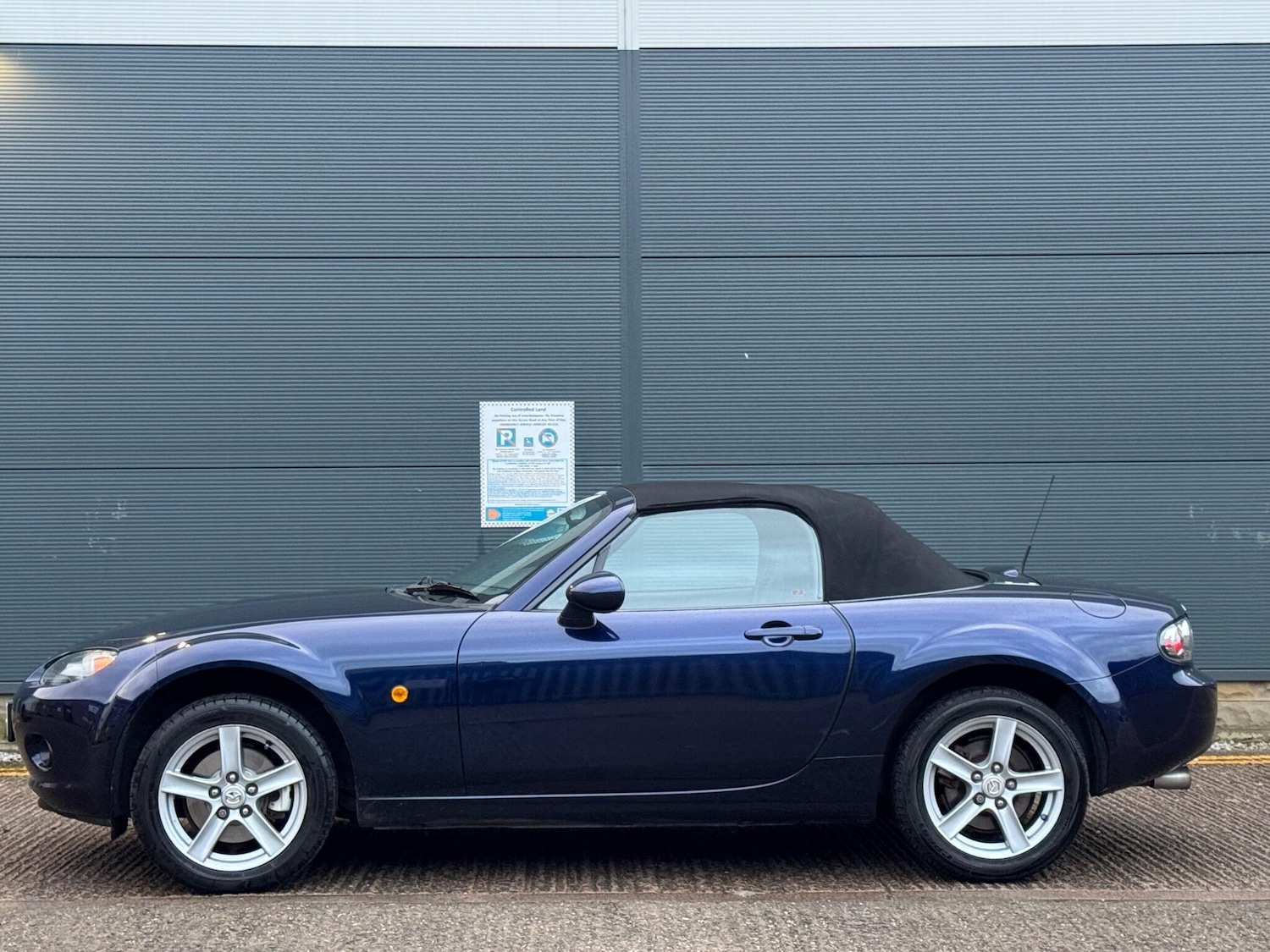Used Mazda MX-5 2007 for sale - 76976304: Photo 25