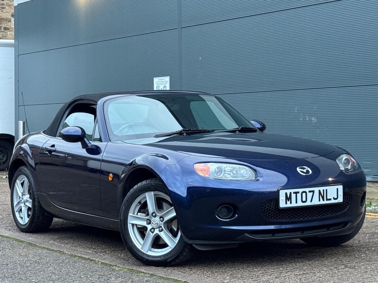 Used Mazda MX-5 2007 for sale - 76976304: Photo 7