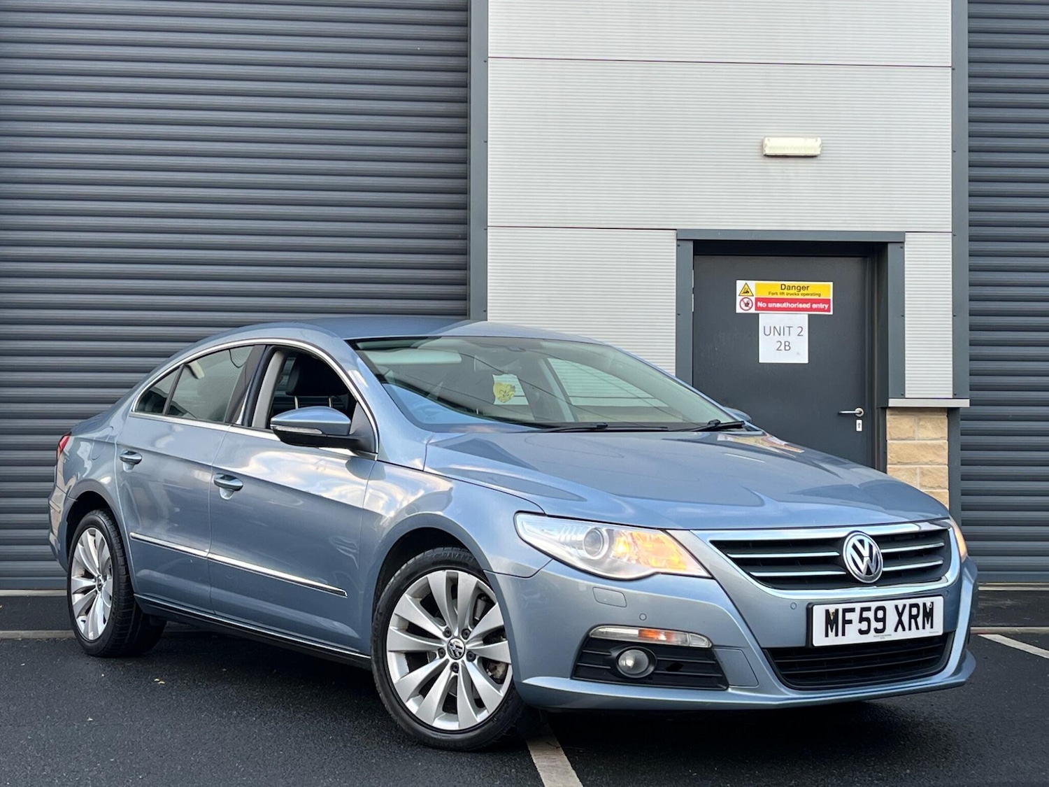 Used Volkswagen Passat 2009 for sale - 77484927: Photo 2