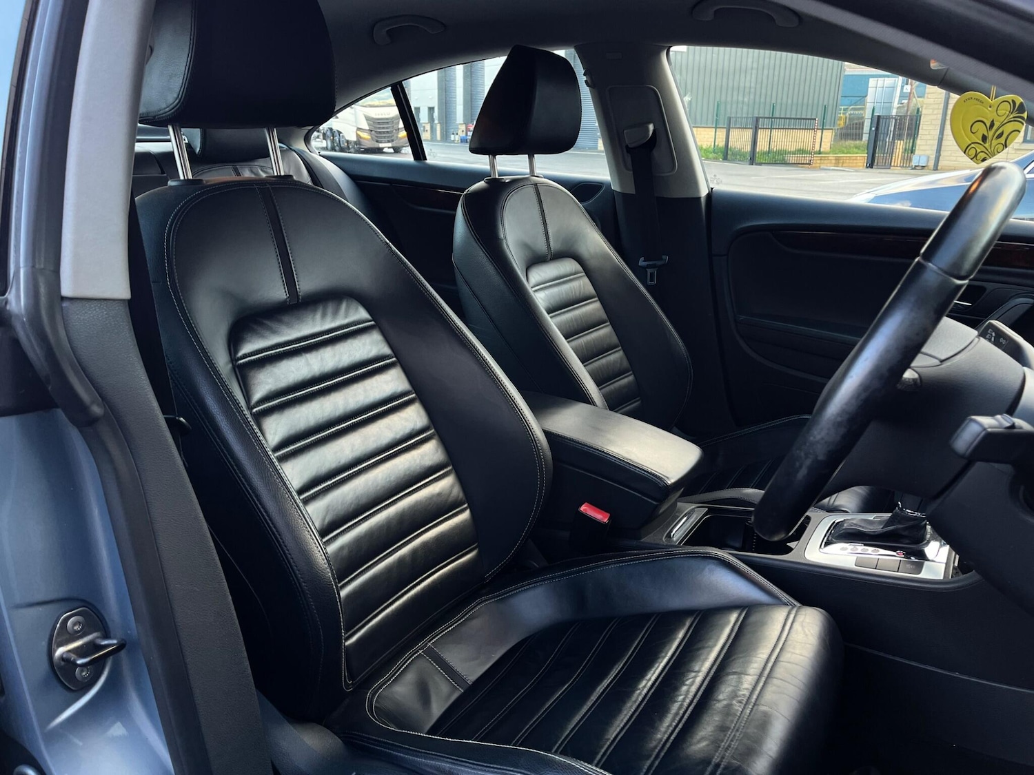 Used Volkswagen Passat 2009 for sale - 77484927: Photo 23