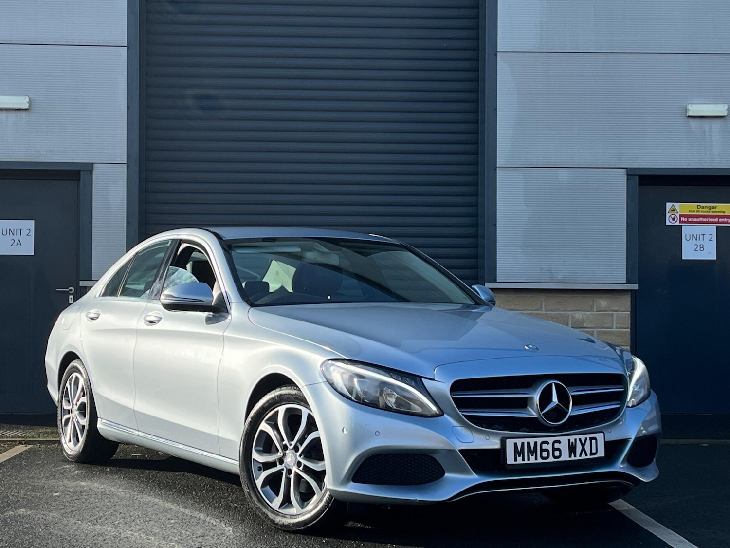 Used Mercedes-Benz C Class 2017 for sale - 77358941: Photo 5