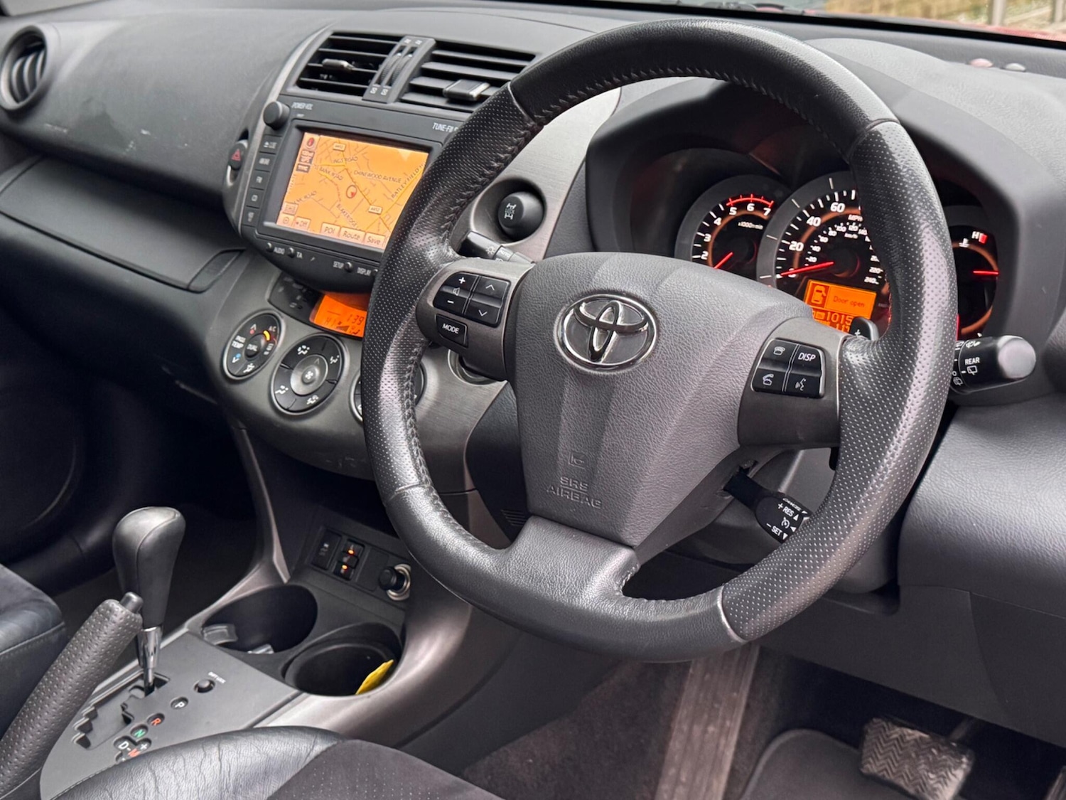 Used Toyota RAV4 2011 for sale - 77994922: Photo 37