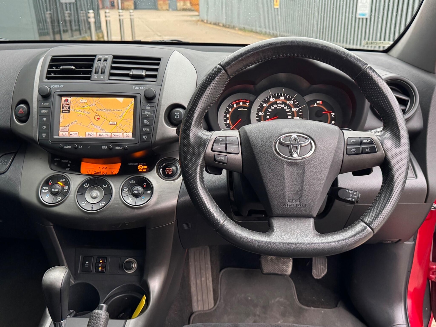 Used Toyota RAV4 2011 for sale - 77994922: Photo 40