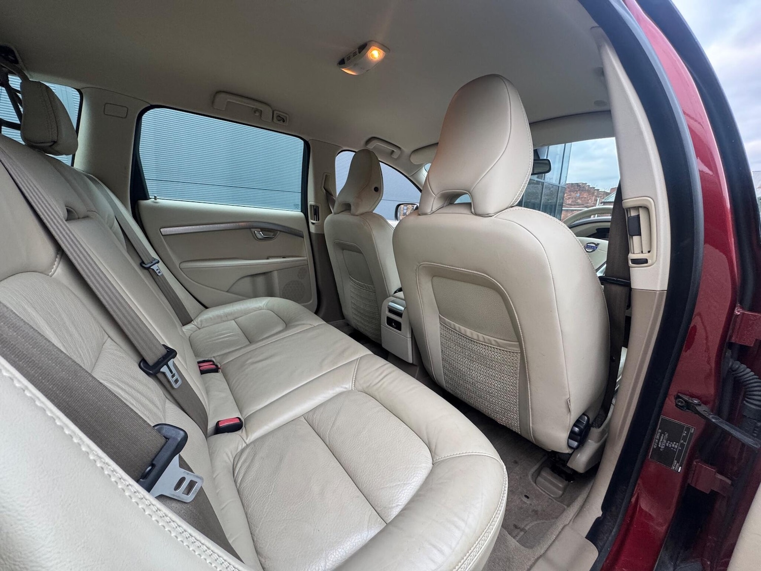 Used Volvo XC70 2011 for sale - 77101865: Photo 19