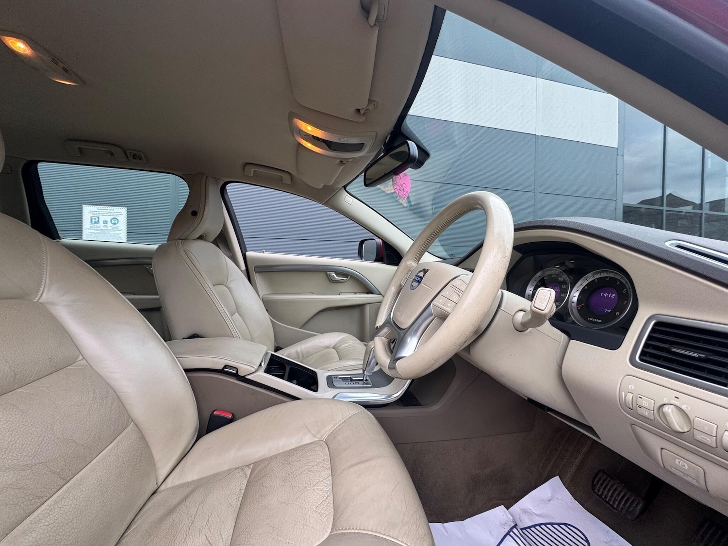 Used Volvo XC70 2011 for sale - 77101865: Photo 22