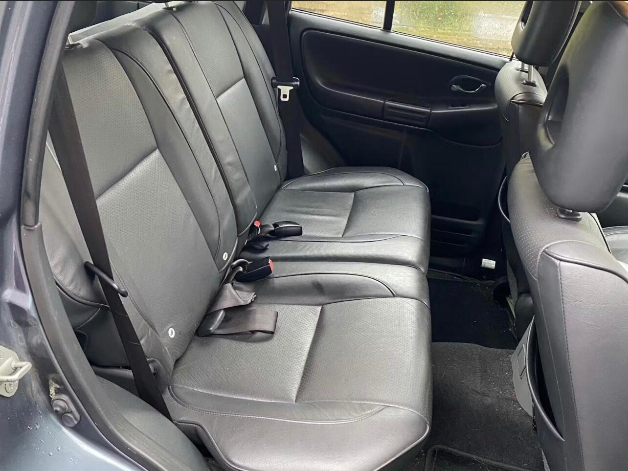 Used Suzuki Grand Vitara 2004 for sale - 76786595: Photo 3