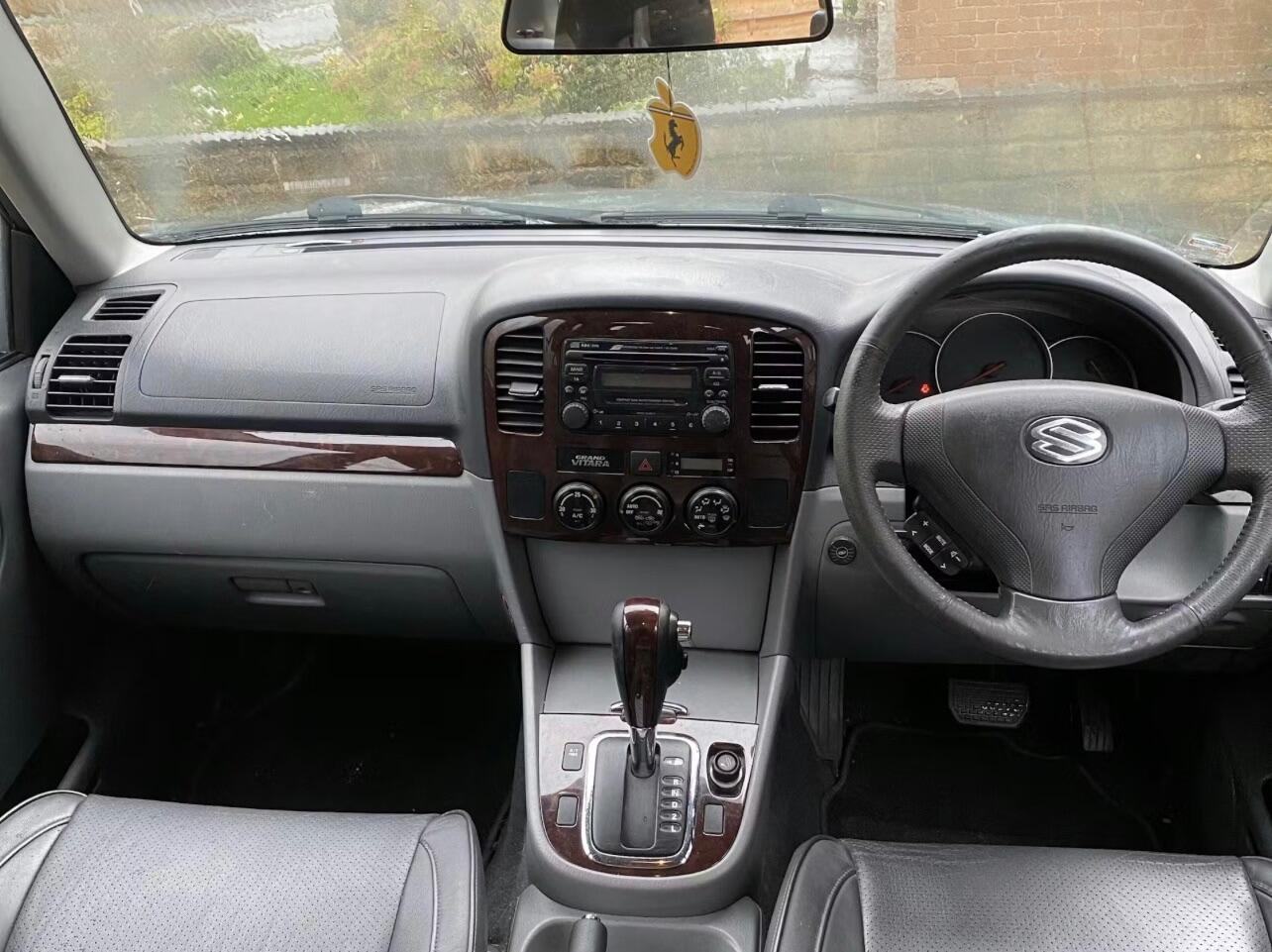 Used Suzuki Grand Vitara 2004 for sale - 76786595: Photo 4