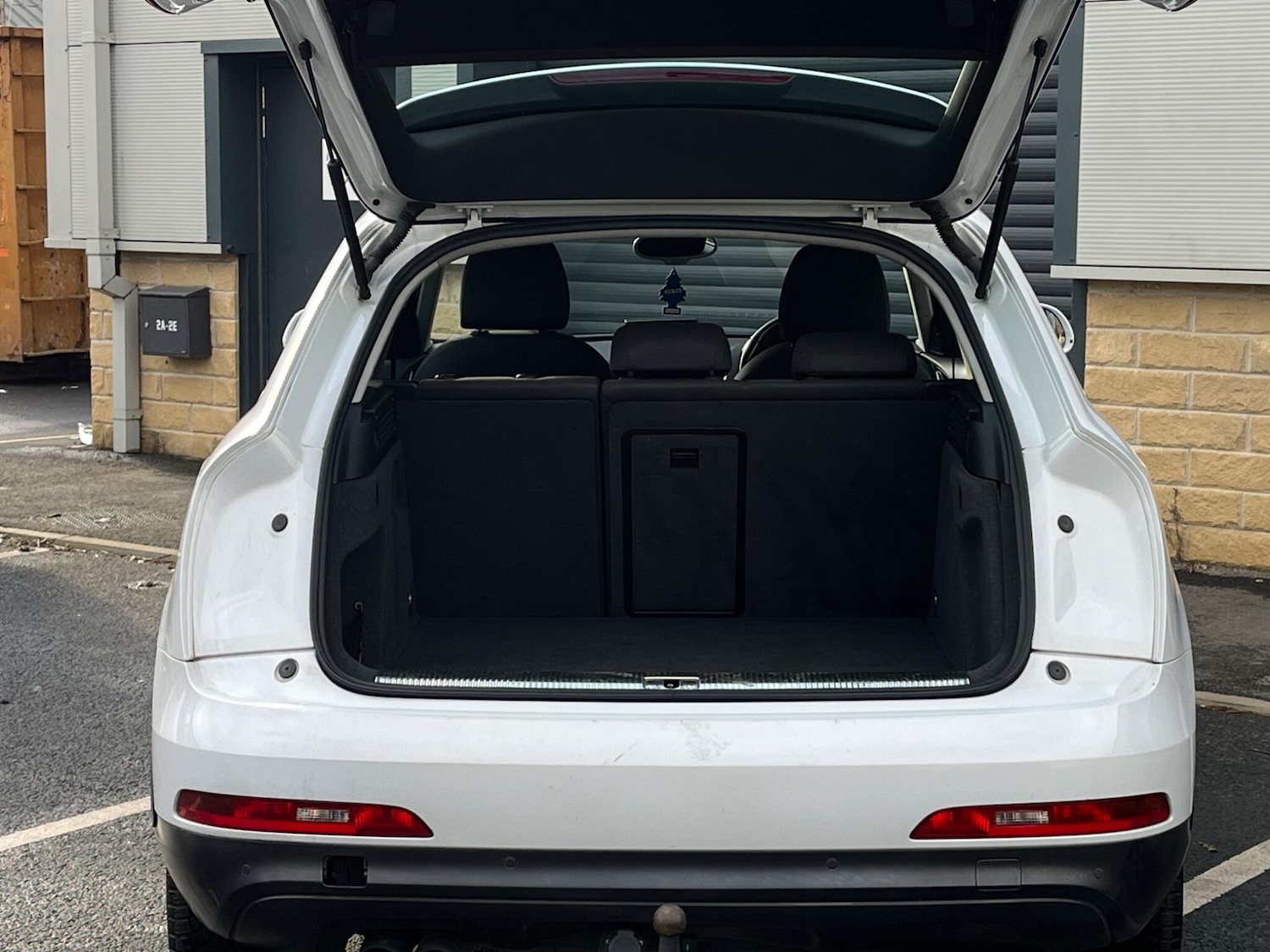 Used Audi Q3 2011 for sale - 76715288: Photo 22