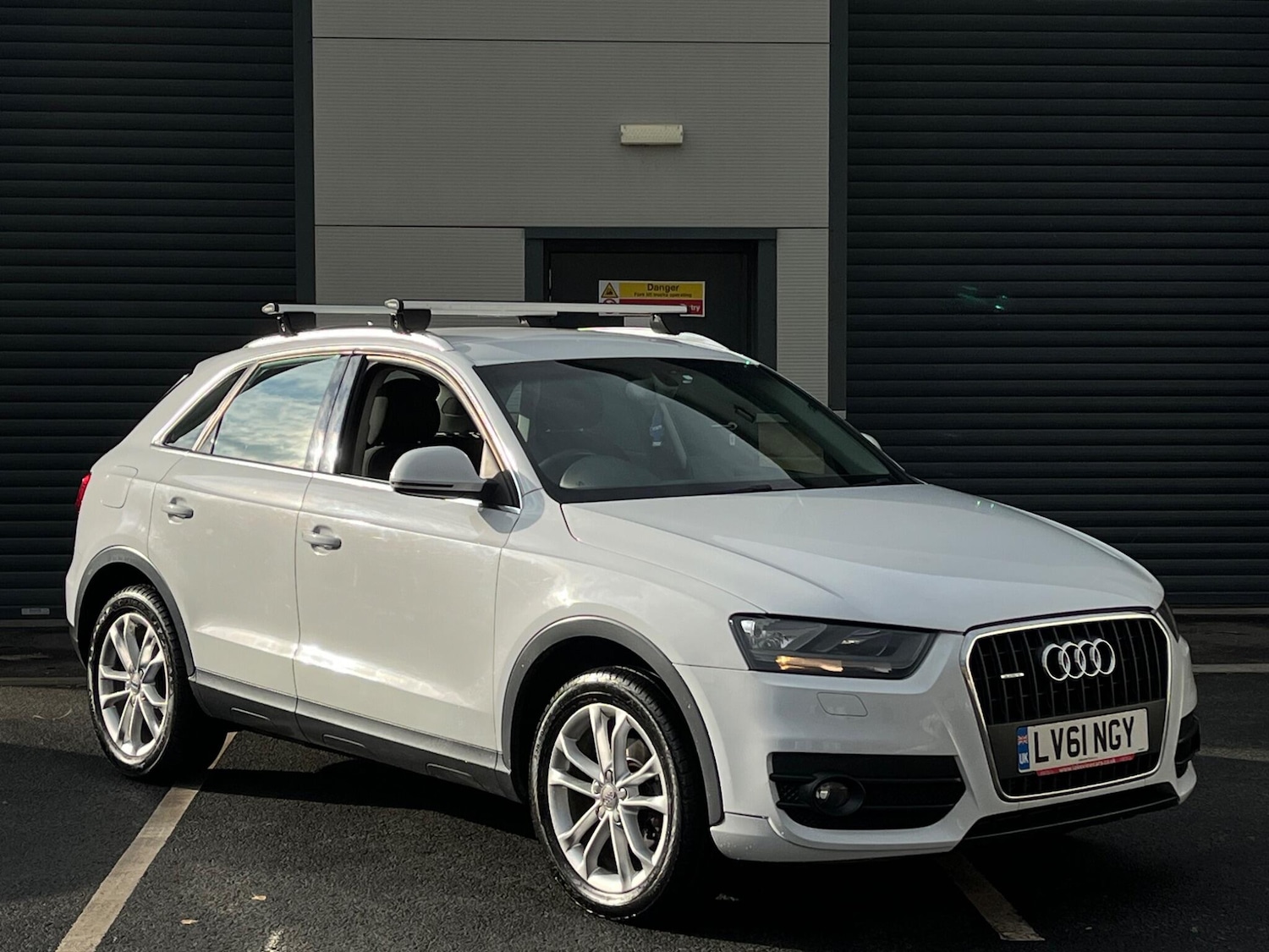 Used Audi Q3 2011 for sale - 76715288: Photo 6