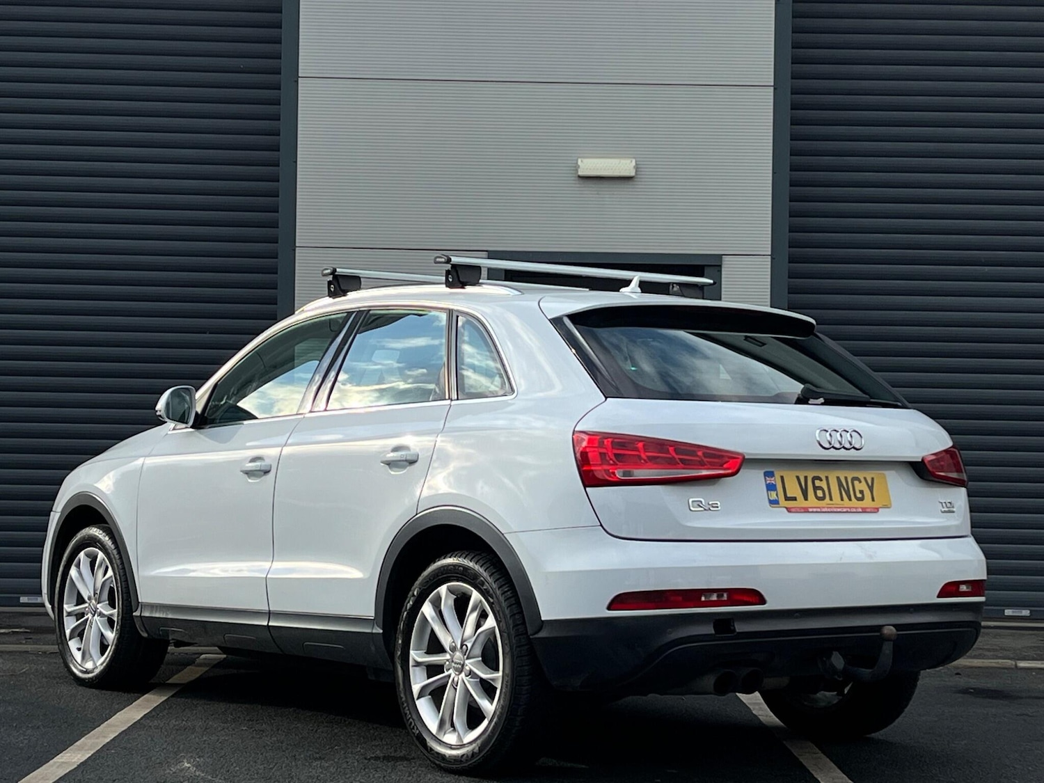 Used Audi Q3 2011 for sale - 76715288: Photo 8