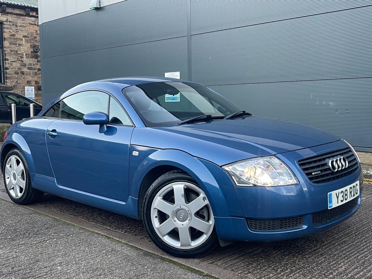 Used Audi TT 2001 for sale - 76898831: Photo 12