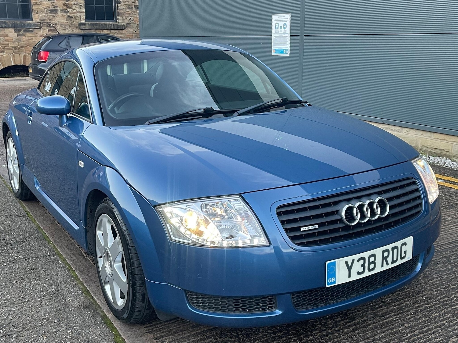 Used Audi TT 2001 for sale - 76898831: Photo 15