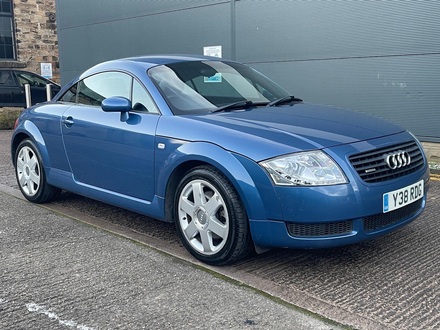 Used Audi TT 2001 for sale - 76898831: Photo 19
